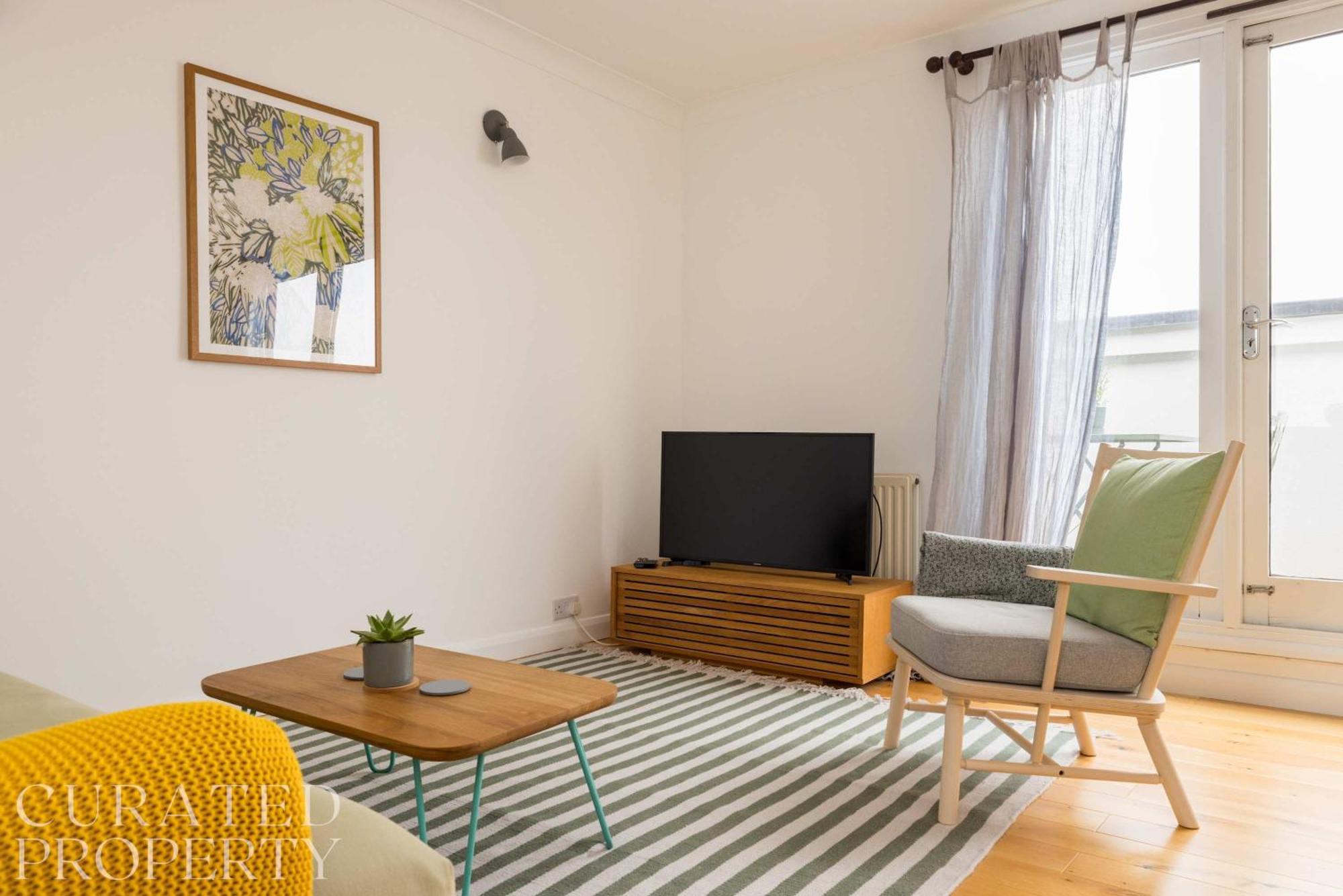 Charming Primrose Hill Rooftop Duplex *